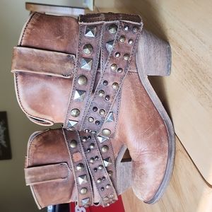 Corral ankle cowboy boots